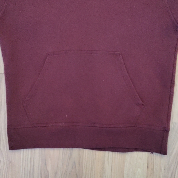 Champion sweater (missing strings) - Picture 2 of 4